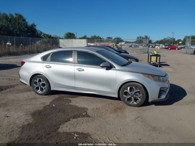 Kia Forte Lxs Image 2