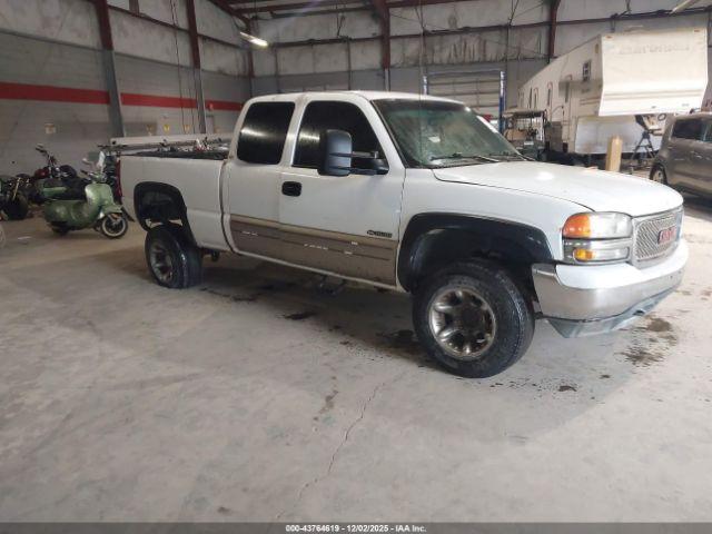  Salvage GMC Sierra 2500