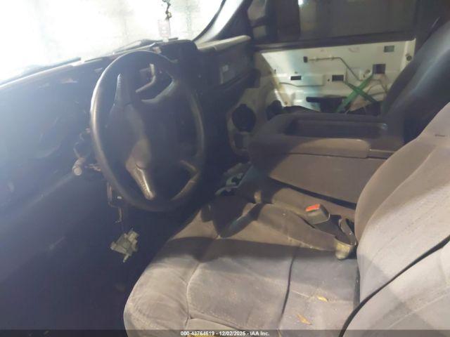 GMC Sierra 2500 Sl Image 11