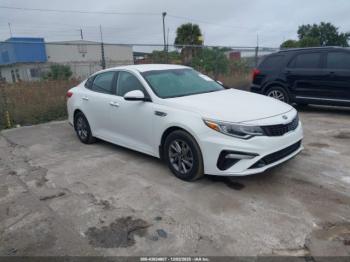  Salvage Kia Optima