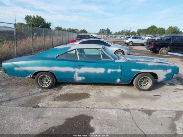 Dodge Charger Image 9