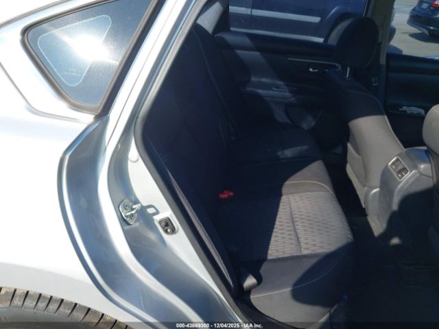 Nissan Altima 2.5 Sv Image 8