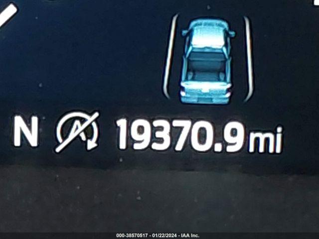 Ford F-150 Platinum Image 2