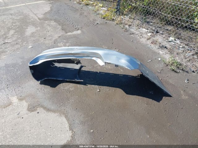 Toyota Camry Le Image 13