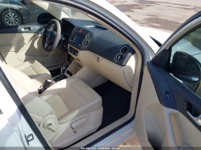 Volkswagen Tiguan Se Image 5