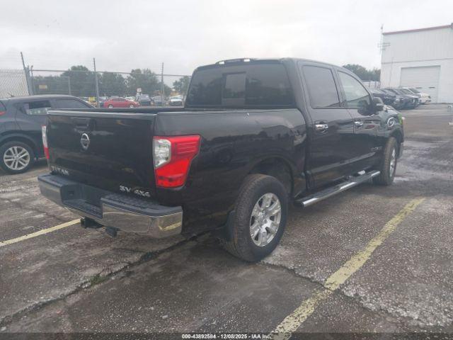 Nissan Titan Sv Image 14