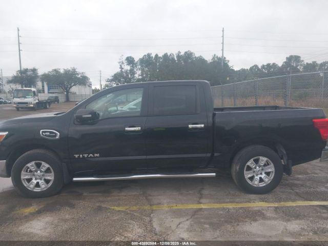 Nissan Titan Sv Image 10