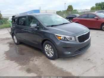  Salvage Kia Sedona