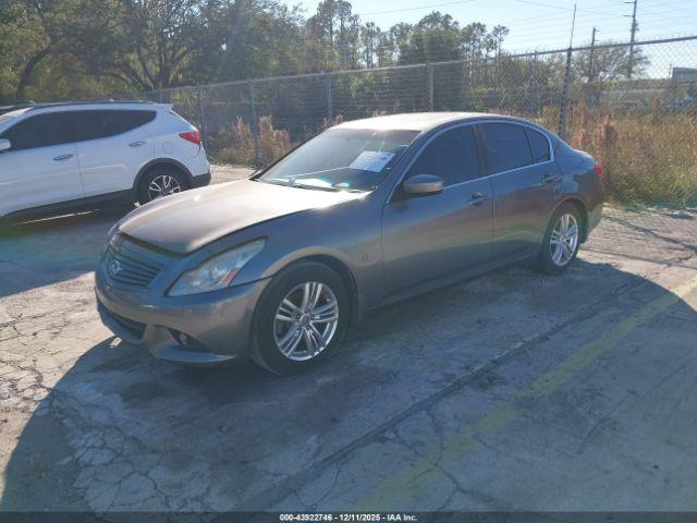 INFINITI Q40 Image 10