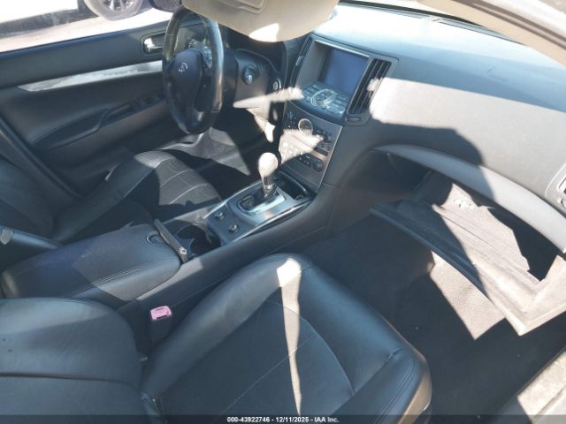 INFINITI Q40 Image 3