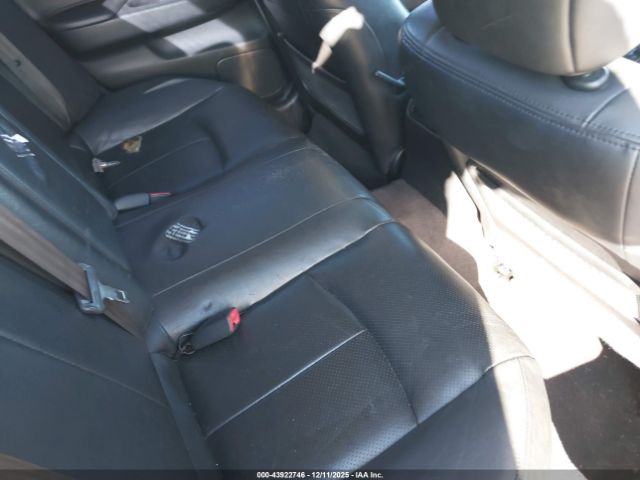 INFINITI Q40 Image 6