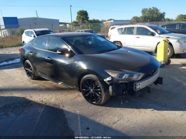  Salvage Nissan Maxima