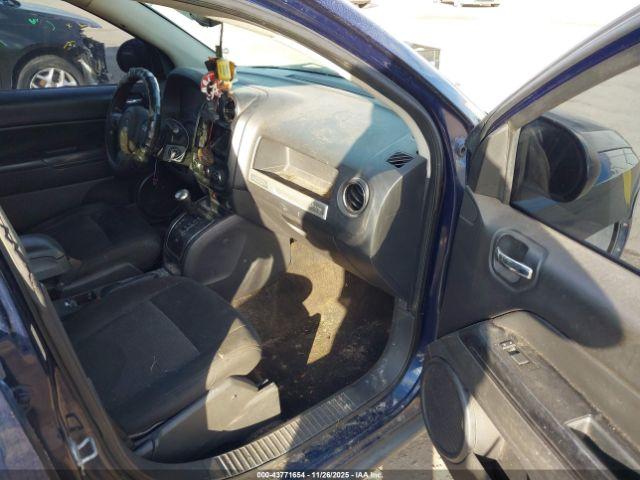 Jeep Compass Sport Image 2