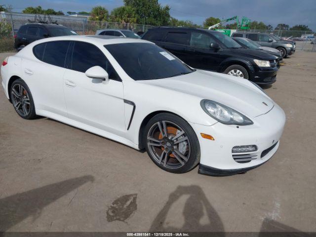  Salvage Porsche Panamera