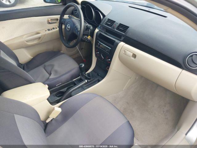 Mazda Mazda3 I Image 11