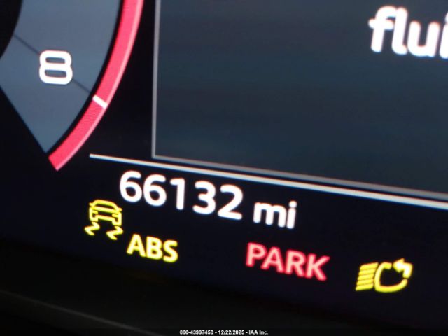 Audi Q3 Premium Plus 45 Tfsi S Line Quattro Tiptronic Image 4