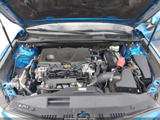 Toyota Camry Se Image 6