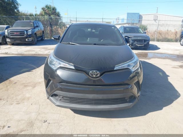 Toyota C-HR Xle Image 15