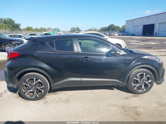 Toyota C-HR Xle Image 13