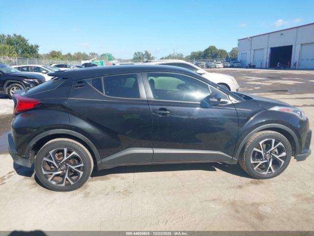 Toyota C-HR Xle Image 13