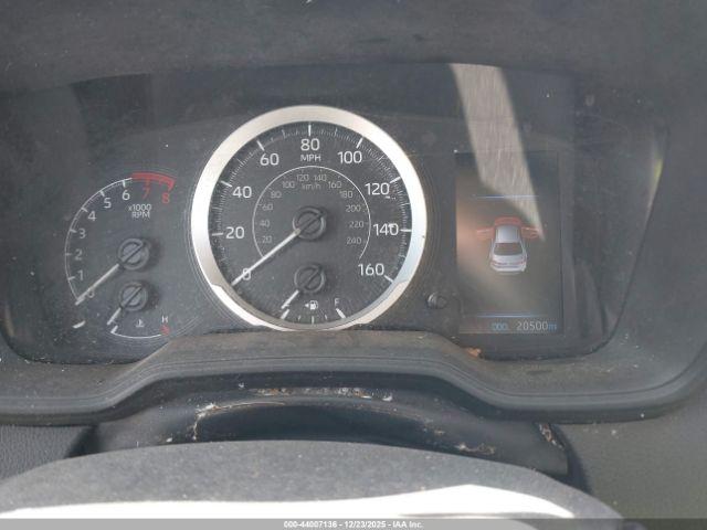 Toyota Corolla Le Image 9