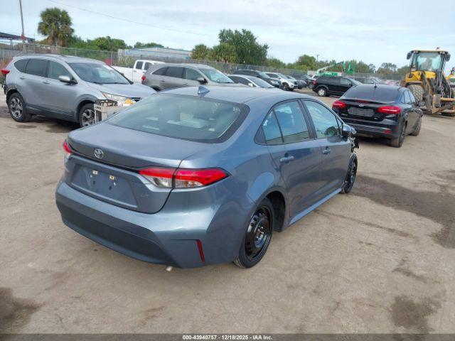 Toyota Corolla Le Image 13