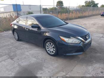  Salvage Nissan Altima