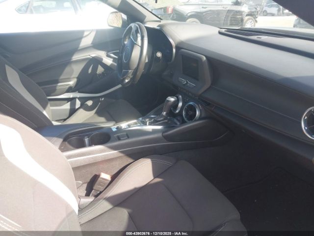 Chevrolet Camaro Rwd  1lt Image 12