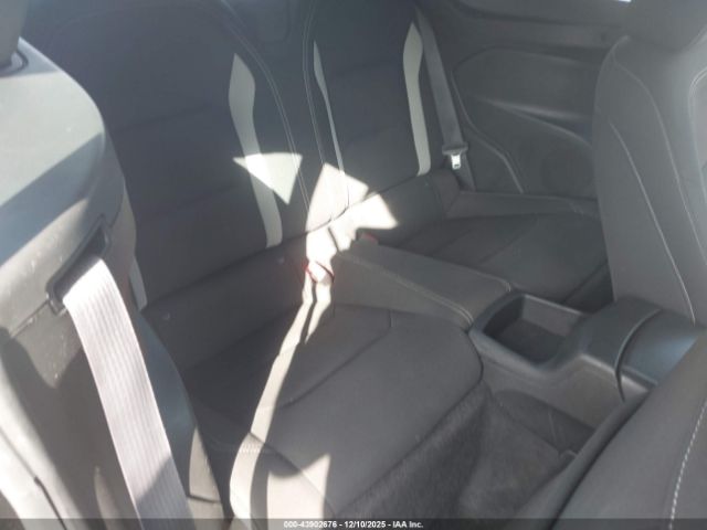 Chevrolet Camaro Rwd  1lt Image 9