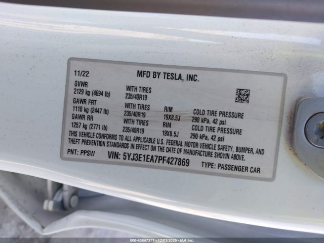 Tesla Model 3 Rear-wheel Drive Image 11