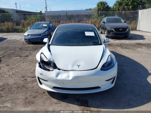 Tesla Model 3 Rear-wheel Drive Image 5