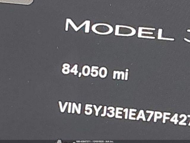 Tesla Model 3 Rear-wheel Drive Image 4