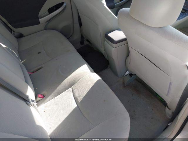 Toyota Prius Ii Image 10