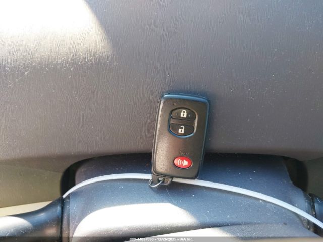 Toyota Prius Ii Image 11