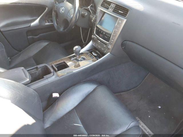 Lexus Is Image 7