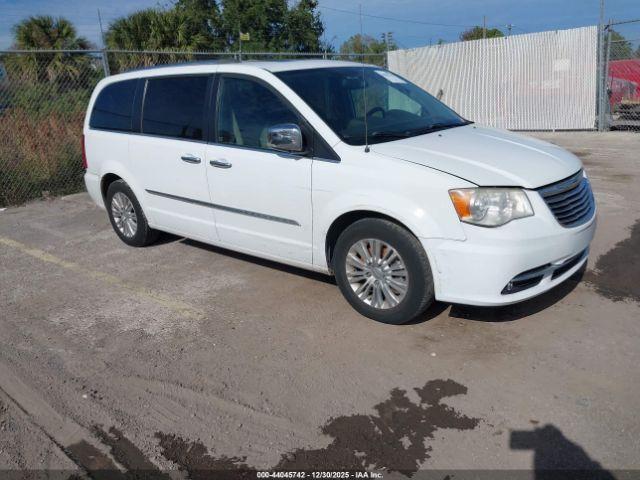  Salvage Chrysler Town & Country