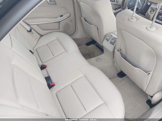 Mercedes-Benz E-Class Image 4