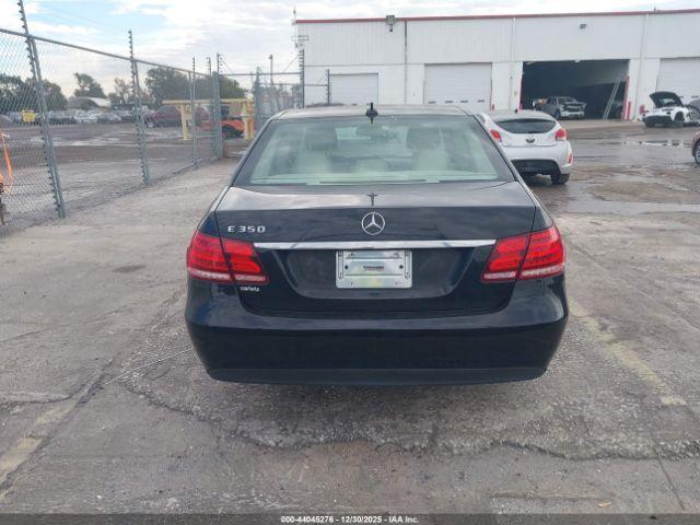 Mercedes-Benz E-Class Image 12