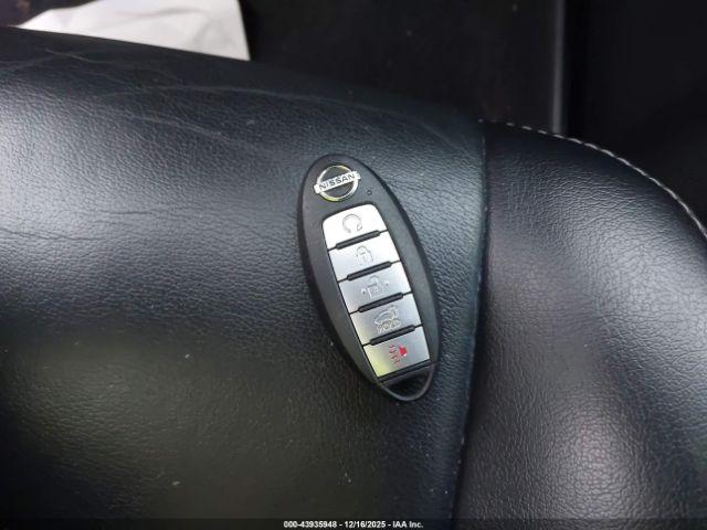 Nissan Pathfinder Sl Image 7