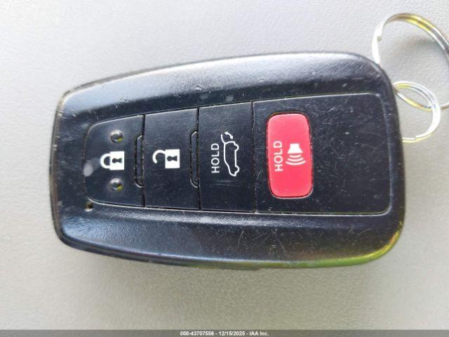 Toyota Highlander Le Image 9