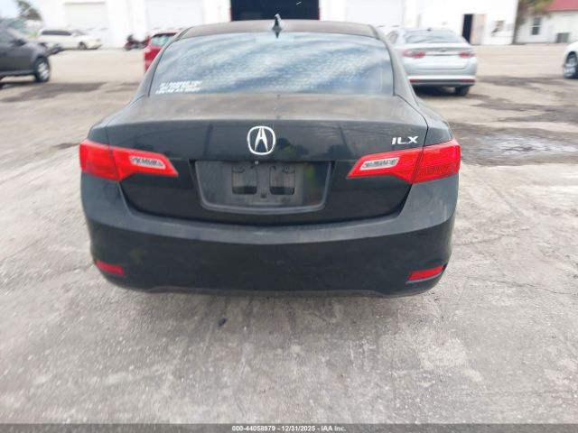 Acura ILX 2.0l Image 8