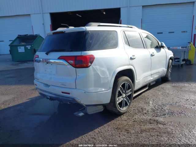 GMC Acadia Denali Image 7