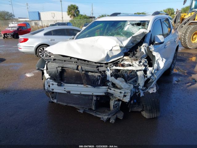 GMC Acadia Denali Image 2