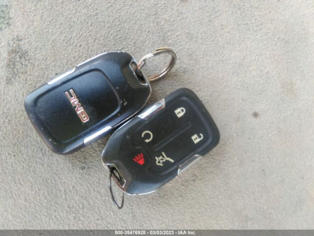 GMC Acadia Denali Image 11