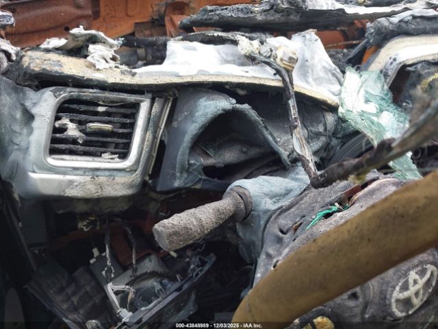 Toyota Highlander Se Image 7