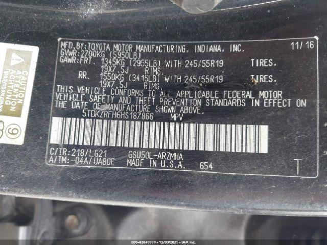 Toyota Highlander Se Image 8