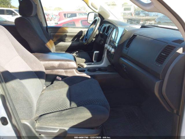 Toyota Tundra Sr5 5.7l V8 Image 5