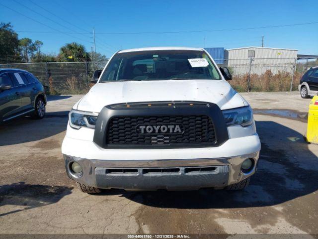 Toyota Tundra Sr5 5.7l V8 Image 11