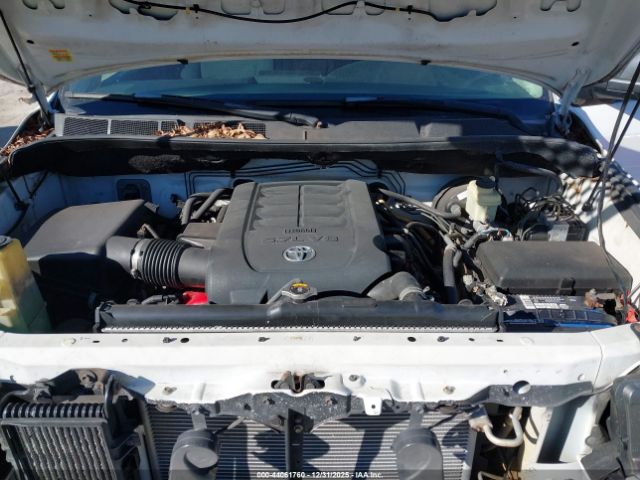 Toyota Tundra Sr5 5.7l V8 Image 16