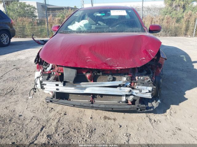 Toyota Corolla Se Image 7